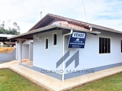 Excelente Casa à Venda – Bairro Albertina, Rio do Sul, SC Excelente Casa à Venda – Bairro Albertina, Rio do Sul, SC
